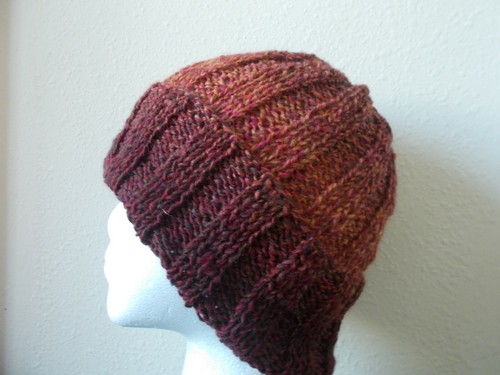 Cappello lavorato mano - a,