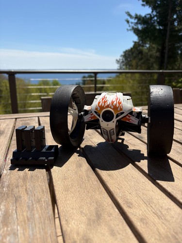 Parrot jumping sumo minidrone - sumo,