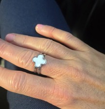 Anello Fiore Madreperla 