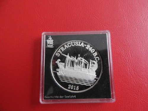 Benin 1000 franchi 2015 - *,