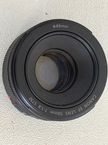 Canon 50mm 8 - 50mm, f/1.8