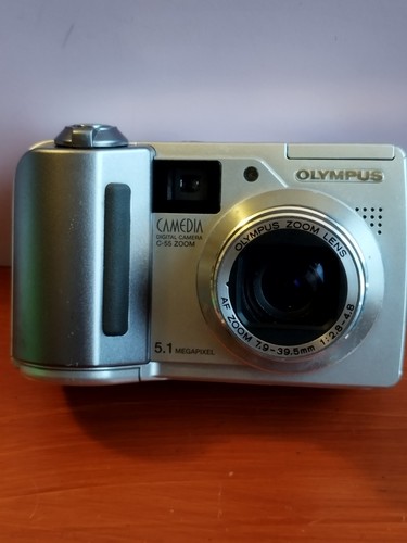 Olympus camedia zoom - camedia,