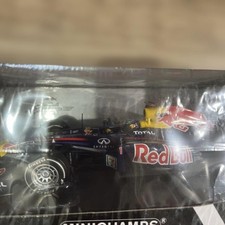 Minichamps red bull - red,