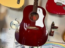 Gibson J-45 ADJ con LR BAGGS