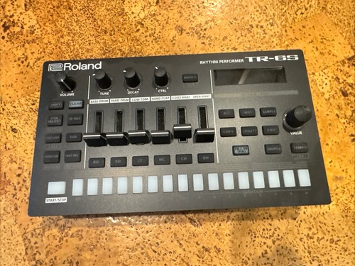 Roland rhythm performer - tr-6s,