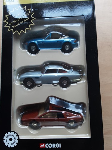 Corgi cc99102 the definitive - corgi,