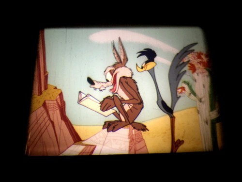 16mm film road runner - runner,