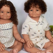 Bambola 28" bambina dipinta