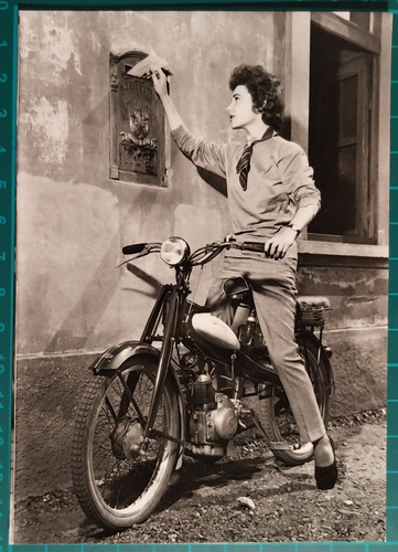 Foto ciclomotore motom - ciclomotore,
