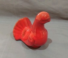 Ernestino di Salerno, Italia - Colomba smaltata rossa