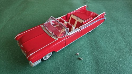 Maisto cadillac eldorado - maisto,