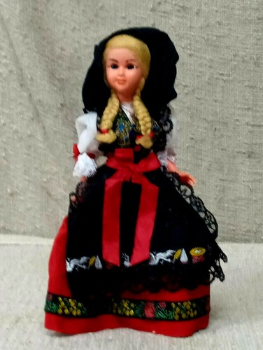 Vintage doll nord europa - vintage,