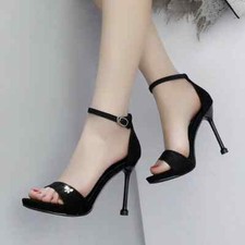 Sandali stiletto eleganti