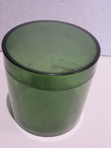 Vecchio barattolo plastica - vecchio,