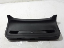 Volvo C40 2024 rivestimento