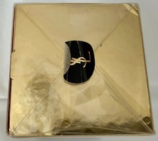 Yves Saint Laurent Champagne
