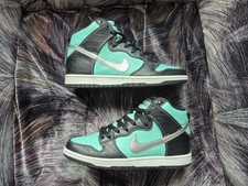 Size 10.5 M - Nike SB Dunk