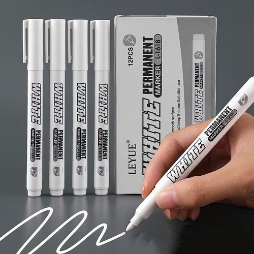 Penna pennarello vernice