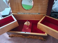 antico portagioie intarsiato