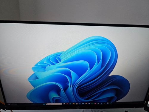 Monitor tastiera gaming - 24",