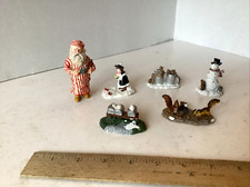 6 Lemax Christmas Village