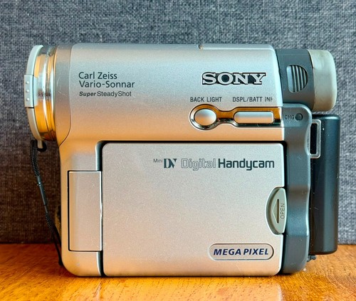 Videocamera sony dcr - videocamera, dcr-trv33e