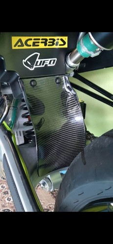 Paraspruzzi carbonio 125 - carbonio, hm