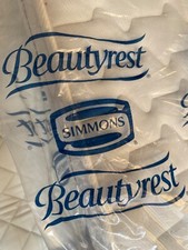 Simmons materasso matrimoniale 180x200. Disponibili sia in unità che in stock.