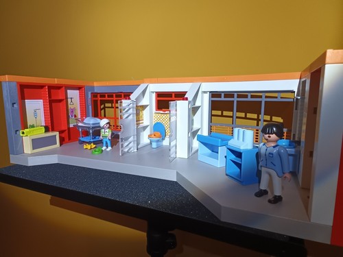 Playmobil ospedale piano