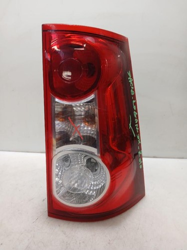 8200864610 faro posteriore