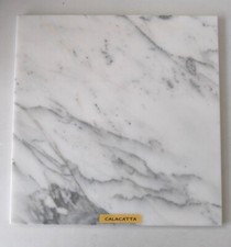 PIASTRELLA IN MARMO LUCIDO