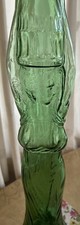 Bottiglia di vino verde alta 