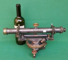 TACHEOMETRO TEODOLITE LIVELLO CANNOCCHIALE LA FILOTECNICA SALMOIRAGHI MILANO. 1X
