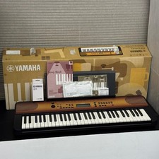 Tastiera Yamaha PSR-E360MA