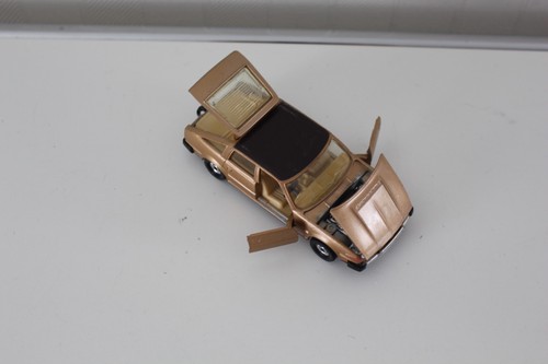 Corgi rover 3500 made in - corgi,
