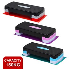 Passo esercizio aerobico. Attrezzatura fitness durevole, antiscivolo e regolabile