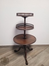 Servomuto A Tre Piani - Stile