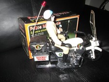 MOTO POLICE HIGHWAY PATROL!!! FONDO DI MAGAZZINO!!!