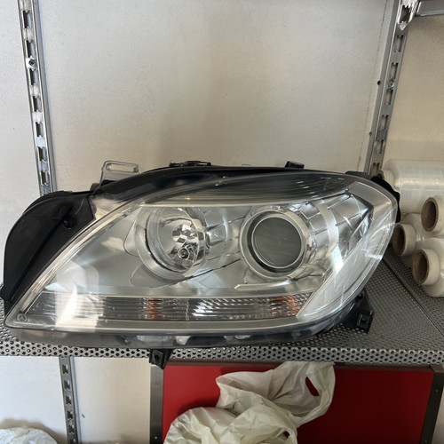 Mercedes w166 faro - mercedes,