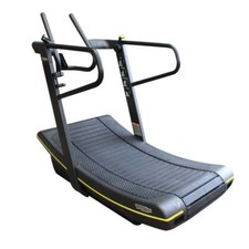 TechnoGym SkillMill Connect Tapis Roulant Curvo Autoalimentato - Palestra Commerciale 