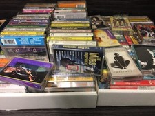 Lotto di 50 musicassette tutte