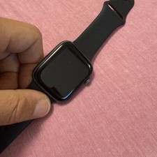 Apple Watch Series 4  (GPS +