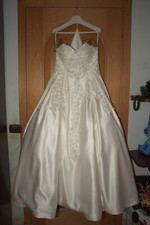 Abito Da Sposa Da principessa Celli Spose corpetto ricoperto di Swarovski 