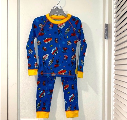 Nwt disney store spiderman - nwt,