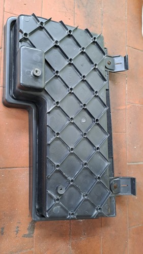 Vano porta oggetti posteriore - vano,