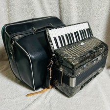 Yamaha Fisarmonica B-32 Grigio