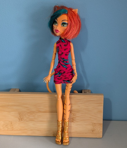 Monster high doll toralei - monster,