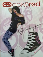 Scarpe Vanessa Hudgens, Marc Ecko rosse, pubblicità stampa intera pagina