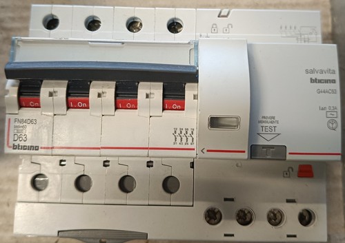 Interruttore magnetotermico - interruttore,