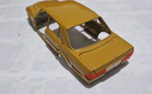Scocca ricambi burago mercedes - scocca,